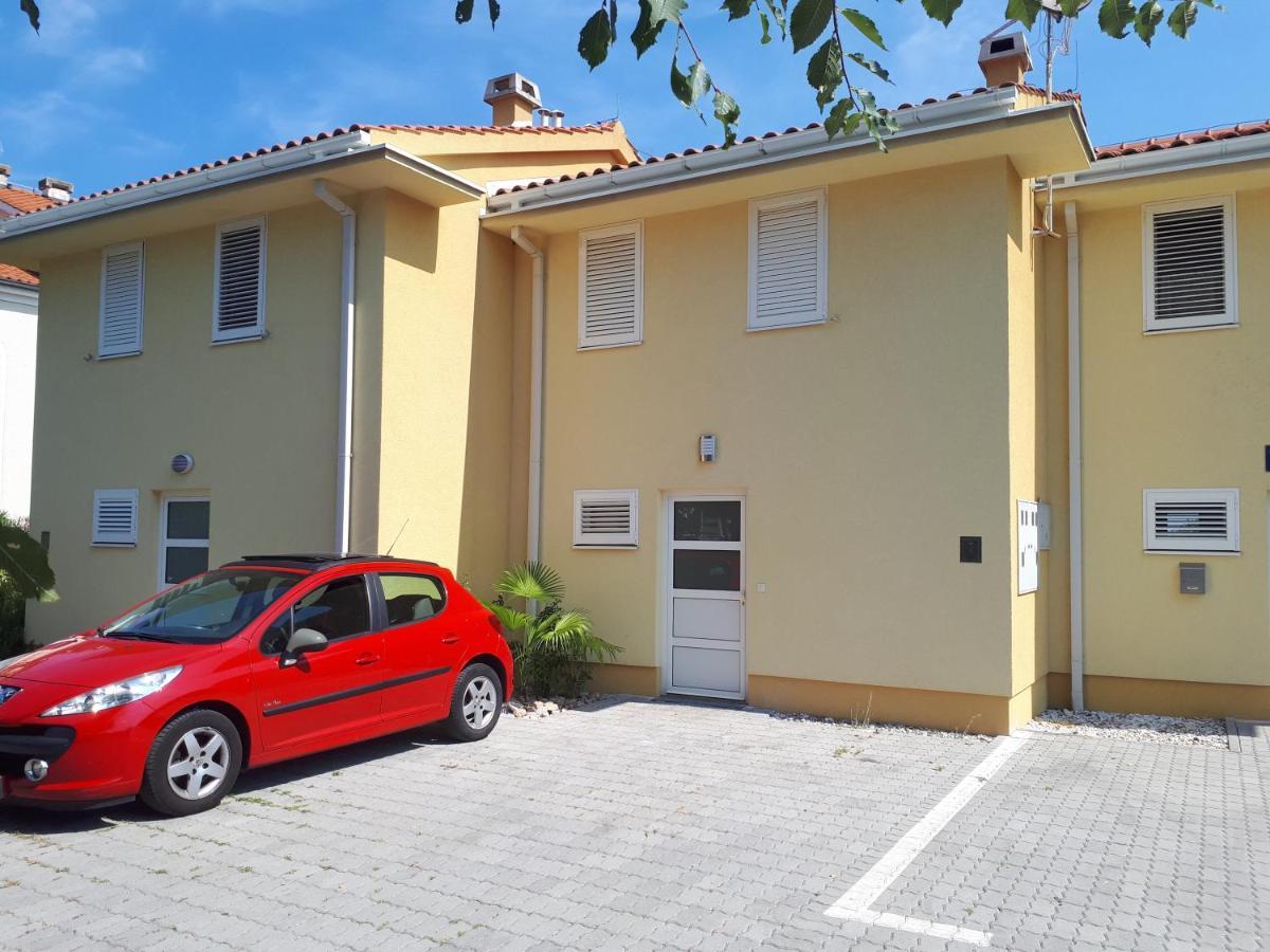 Apartment Betty Malinska Zewnętrze zdjęcie