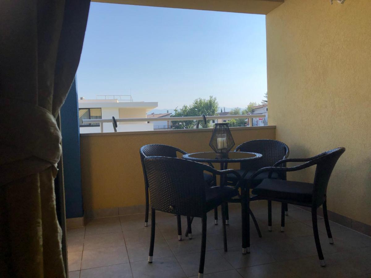 Apartment Betty Malinska Zewnętrze zdjęcie