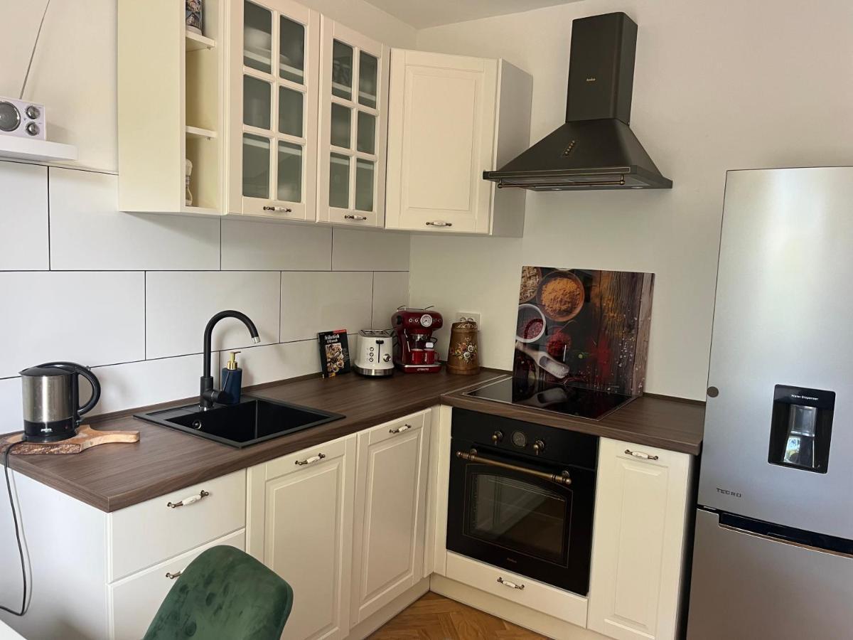 Apartment Betty Malinska Zewnętrze zdjęcie